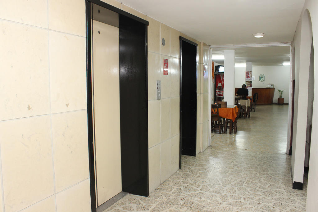 Hotel Normandia เมเดยิน ภายนอก รูปภาพ